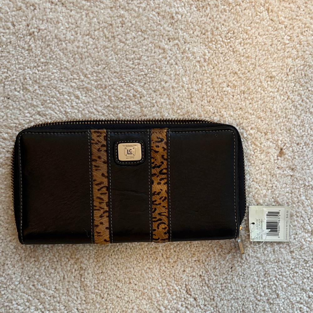 Liz Claiborne Black and Leopard Print Leather Zipper Wallet